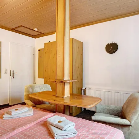 Hunziger's Zimmervermietung Penzion 3*