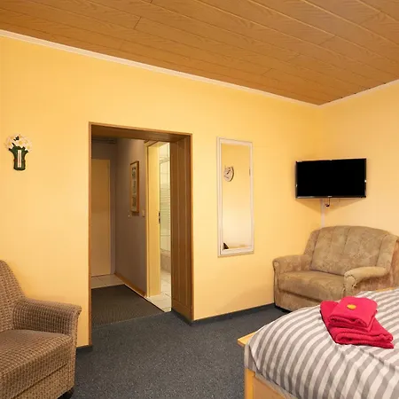 Hunziger's Zimmervermietung Penzion 3*