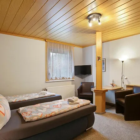 Penzion Hunziger's Zimmervermietung 3*