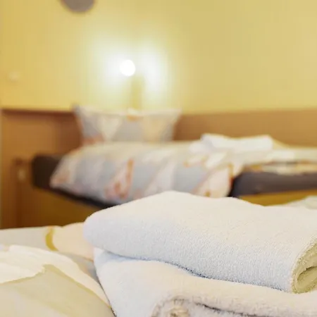 Hunziger's Zimmervermietung 3*